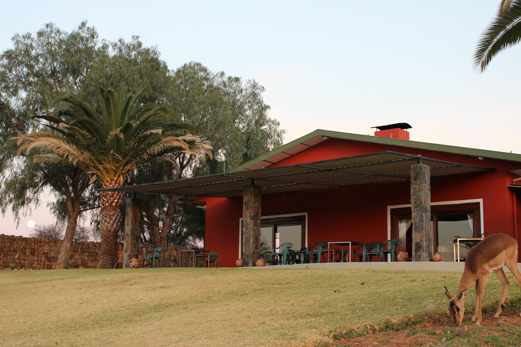Auas Safari Lodge Falena Экстерьер фото